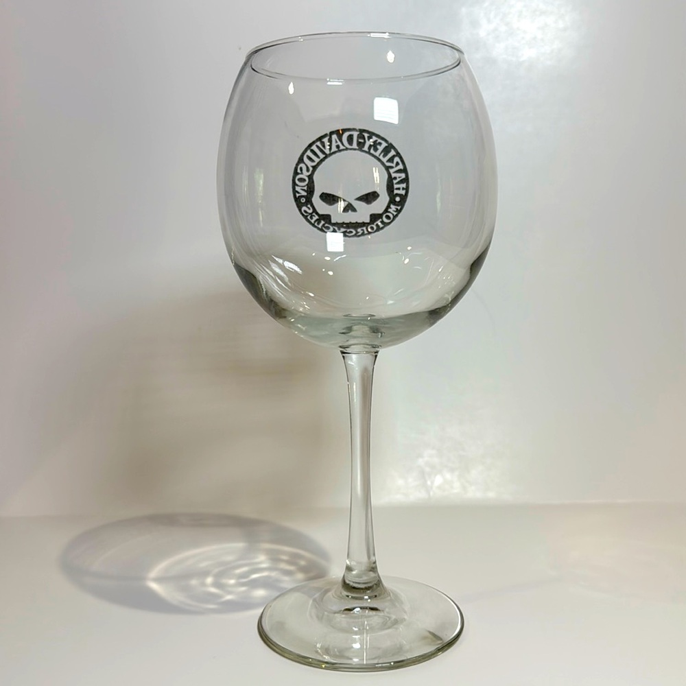 Harley-Davidson Motorcycles Willy G Skull 16oz Balloon Wine Glass